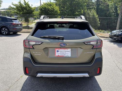 Green Metallic 2022 Subaru Outback Limited