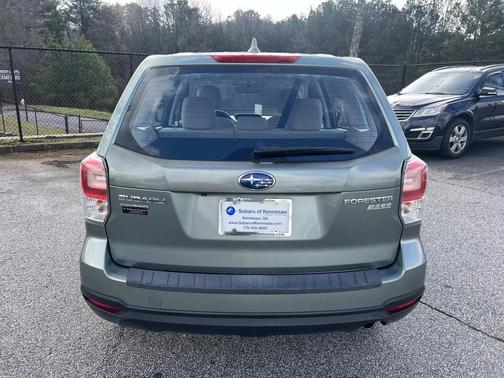 2017 Subaru Forester 2.5i