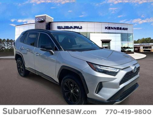 2022 Toyota RAV4 Hybrid SE