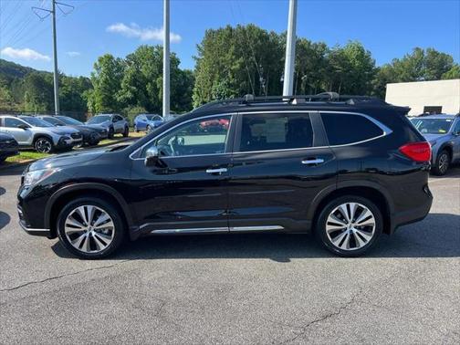 2022 Subaru Ascent Touring 7-Passenger