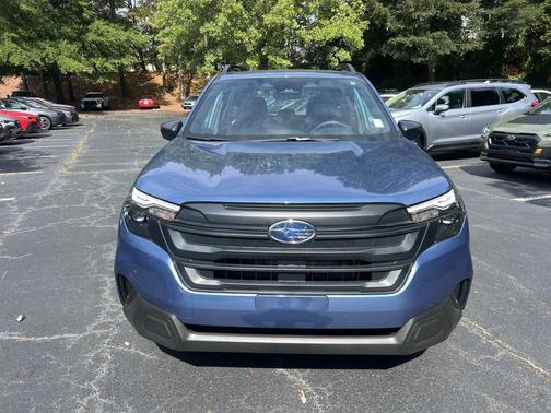 2025 Subaru Forester Base