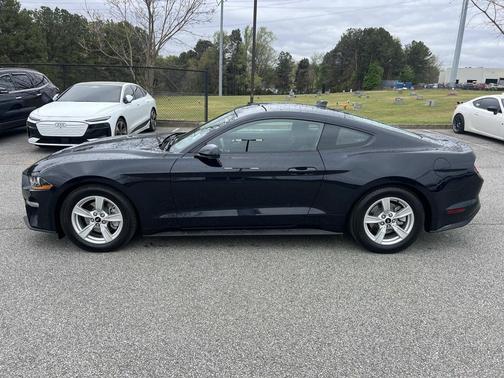 2021 Ford Mustang EcoBoost