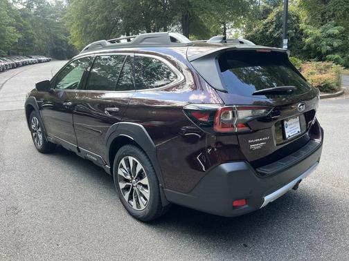 2025 Subaru Outback Touring XT