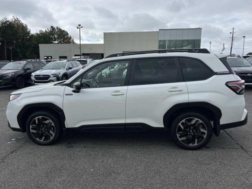 2025 Subaru Forester Hybrid Premium