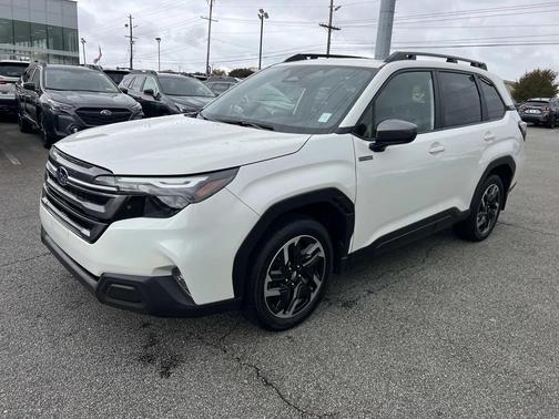 2025 Subaru Forester Hybrid Premium