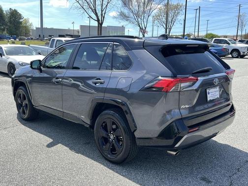 2019 Toyota RAV4 Hybrid SE