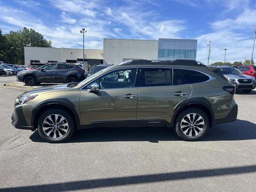 2025 Subaru Outback Touring XT