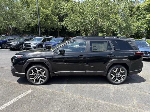 Crystal Black Silica 2026 Subaru Outback Touring XT