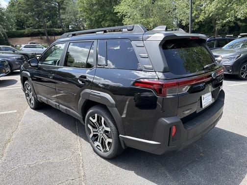 Crystal Black Silica 2026 Subaru Outback Touring XT