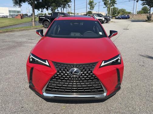 Redline 2025 Lexus UX 300h Premium