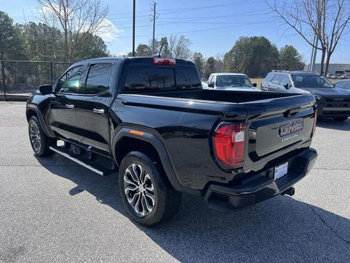 2024 GMC Canyon Denali