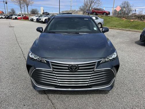 2019 Toyota Avalon XLE