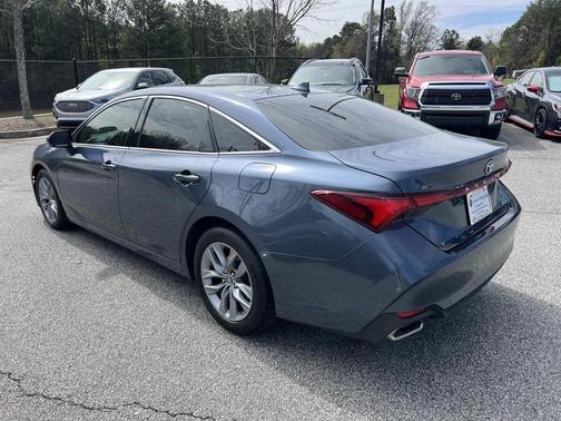 2019 Toyota Avalon XLE