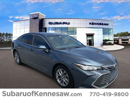 2019 Toyota Avalon XLE