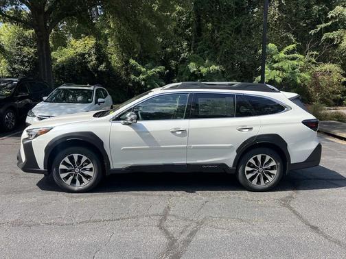 2025 Subaru Outback Touring