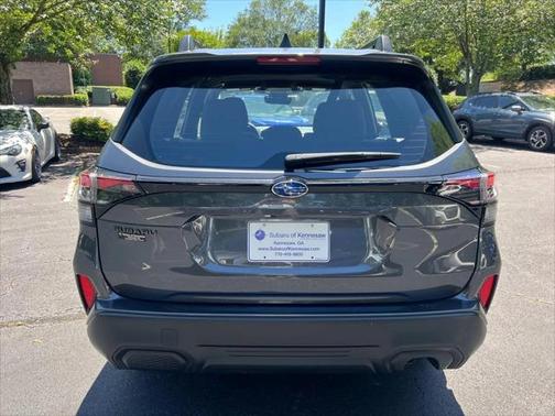 2025 Subaru Forester Base