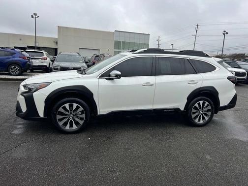 2025 Subaru Outback Touring