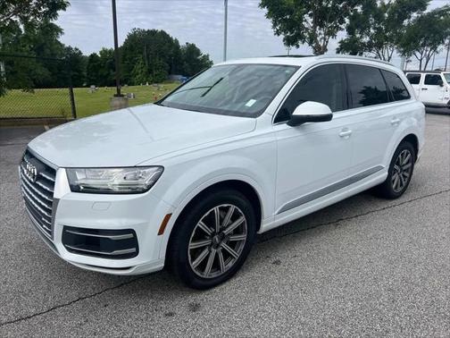 2019 Audi Q7 55 Premium Plus
