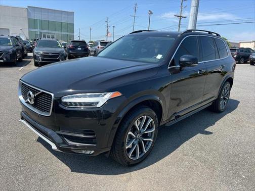 2018 Volvo XC90 T5 Momentum
