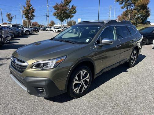 2022 Subaru Outback Touring XT