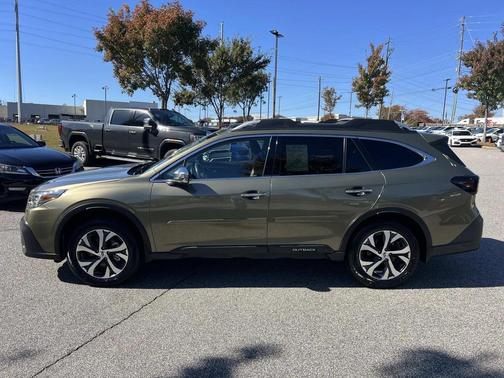 2022 Subaru Outback Touring XT