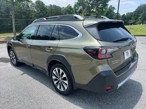 2023 Subaru Outback Touring