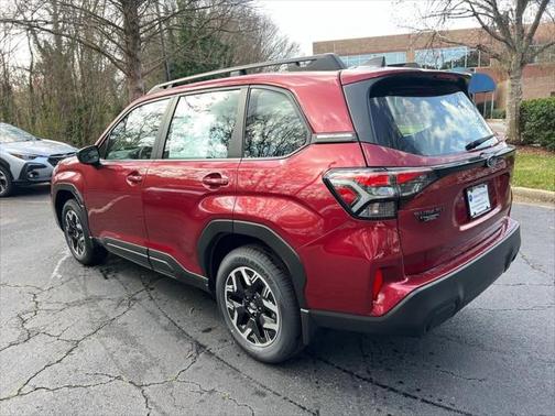 2025 Subaru Forester Base