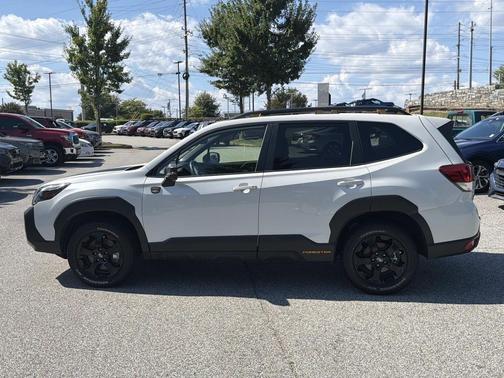 Crystal White Pearl 2024 Subaru Forester Wilderness