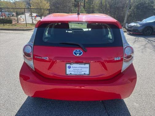2014 Toyota Prius c Four