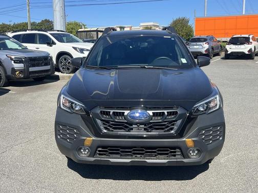 Crystal Black Silica 2025 Subaru Outback Wilderness