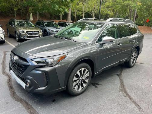 2025 Subaru Outback Touring XT