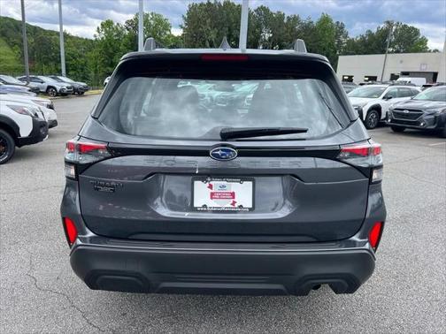 2025 Subaru Forester Base