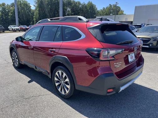 2023 Subaru Outback Touring XT