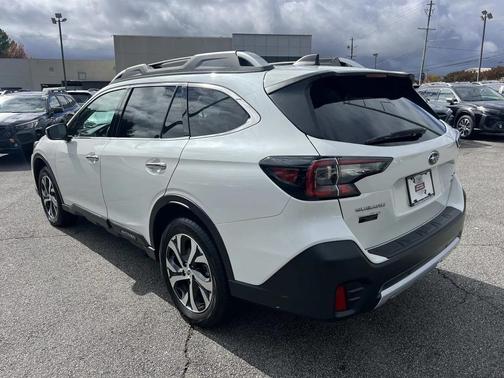 2022 Subaru Outback Touring XT
