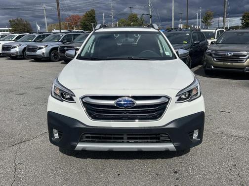 2022 Subaru Outback Touring XT