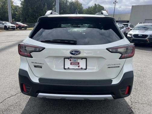 2022 Subaru Outback Touring XT