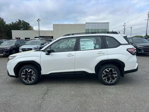 2025 Subaru Forester Base