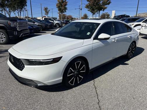 2023 Honda Accord Hybrid Touring