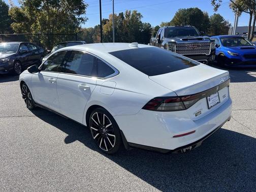 2023 Honda Accord Hybrid Touring