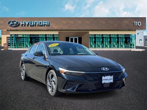 2025 Hyundai ELANTRA SEL