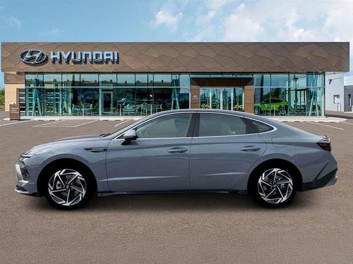 2026 Hyundai SONATA SEL