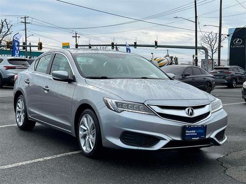 2018 Acura ILX Base