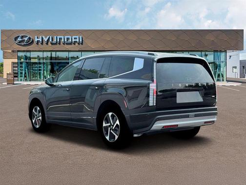 Abyss Black 2026 Hyundai IONIQ 9 SE