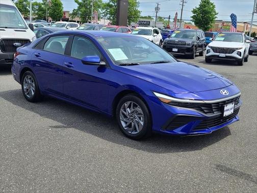 2024 Hyundai ELANTRA HEV Blue
