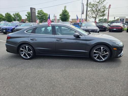 2022 Hyundai SONATA SEL Plus