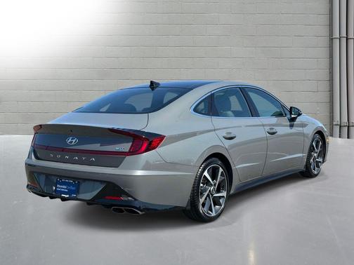 Hampton Gray 2022 Hyundai SONATA SEL Plus