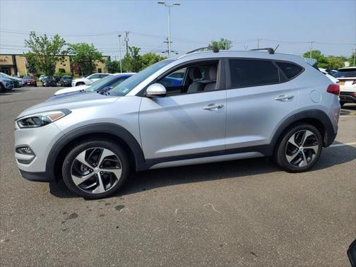 2017 Hyundai TUCSON Sport