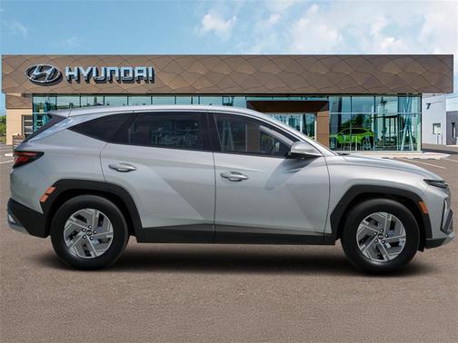 2026 Hyundai TUCSON Hybrid Blue SE