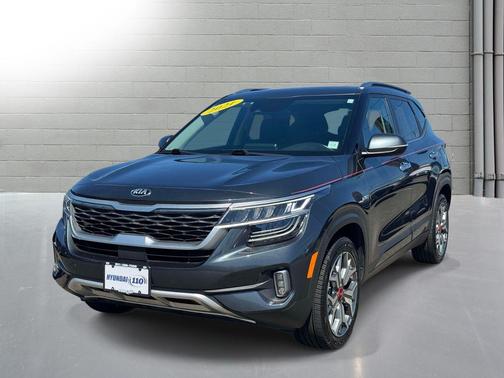 Gravity Gray 2021 Kia Seltos SX Turbo