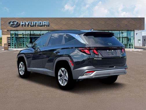 Phantom Black 2026 Hyundai TUCSON SEL